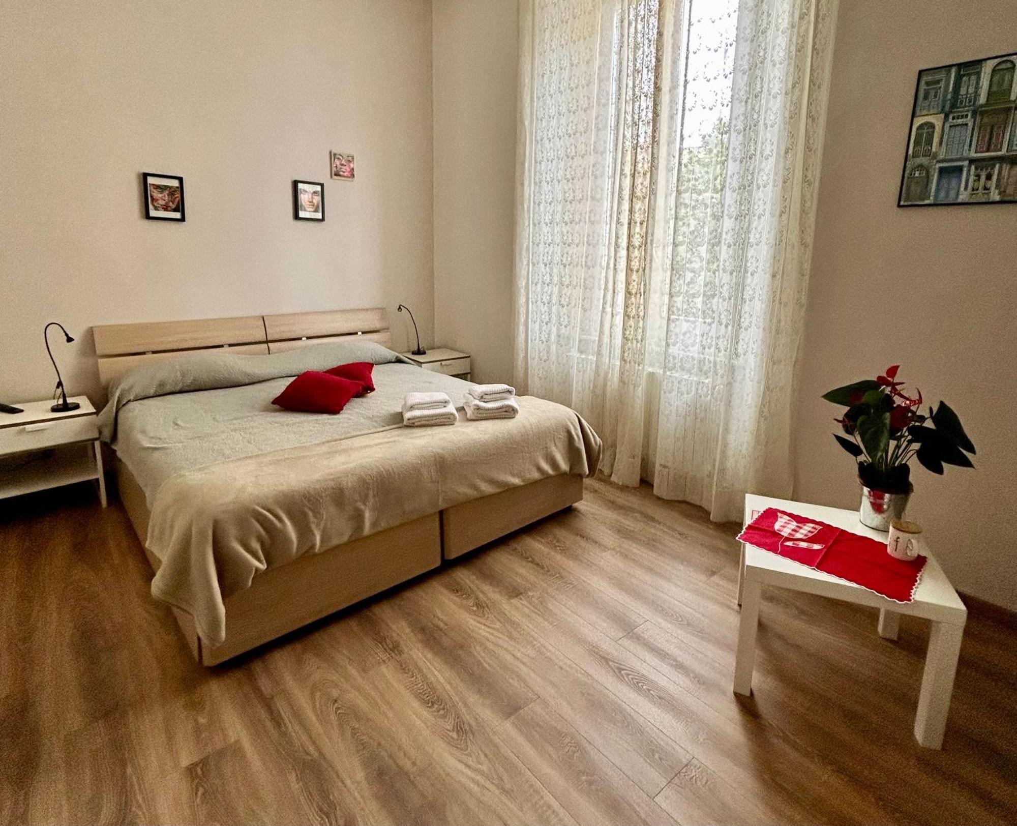 Bed and Breakfast La Magnolia à Livourne Extérieur photo